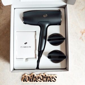 ✨NEW✨ T3 AIRELUXE Professional Hair Dryer